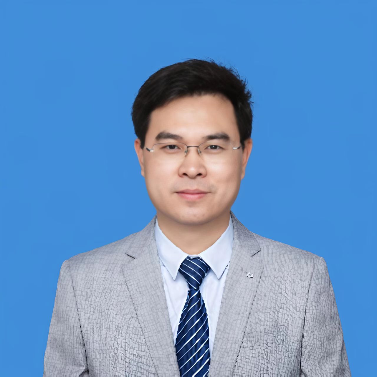 15vip太阳集团官网创新论坛第一千九百六十三讲：Emergent universal physics in  far-from-equilibrium dynamics:  when interaction meets topology and transport